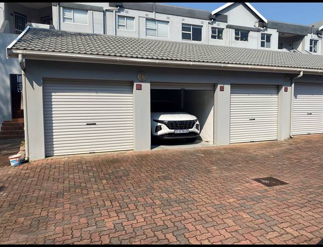 2 BEDROOM APARTMENT FOR SALE IN NEWSEL BEACH